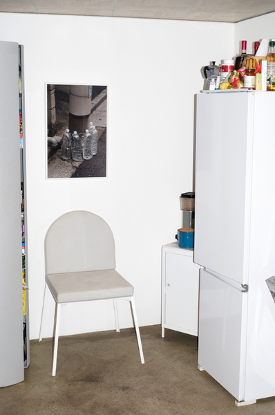 POST PRESS: Looking at Pictures